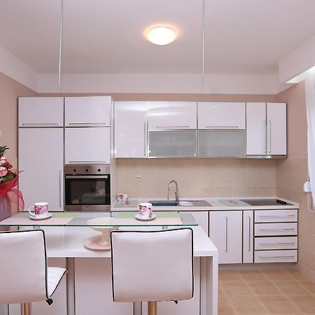 Apartments Aleksandra Podgorica Pokoj fotografie