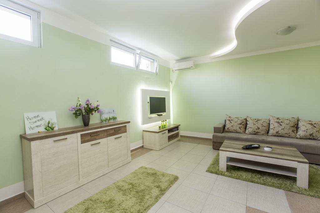 Apartments Aleksandra Podgorica Pokoj fotografie