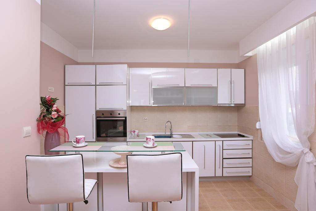 Apartments Aleksandra Podgorica Pokoj fotografie