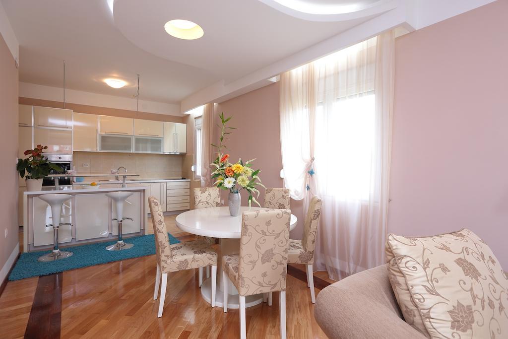 Apartments Aleksandra Podgorica Pokoj fotografie